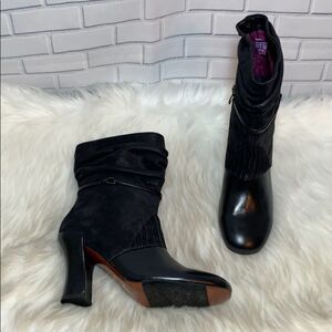 Umberto Raffini Black Scrunch Boots Sz‎ 40/9.5-10